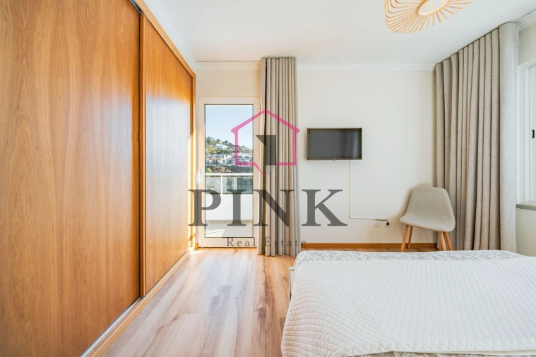 Apartamento T2 para Venda em Caniço Foto 12