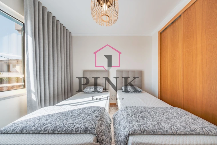Apartamento T2 para Venda em Caniço Foto 19