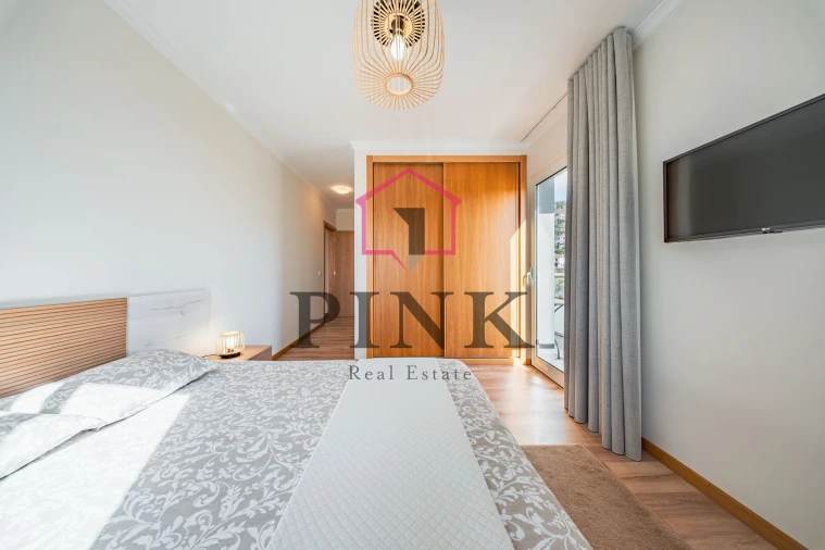 Apartamento T2 para Venda em Caniço Foto 11