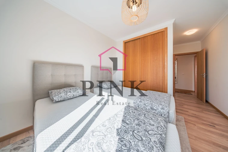 Apartamento T2 para Venda em Caniço Foto 20