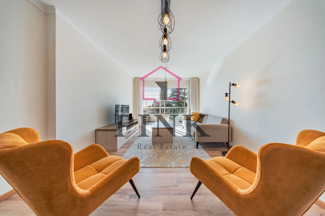 Apartamento T2 para Venda em Caniço Foto 1
