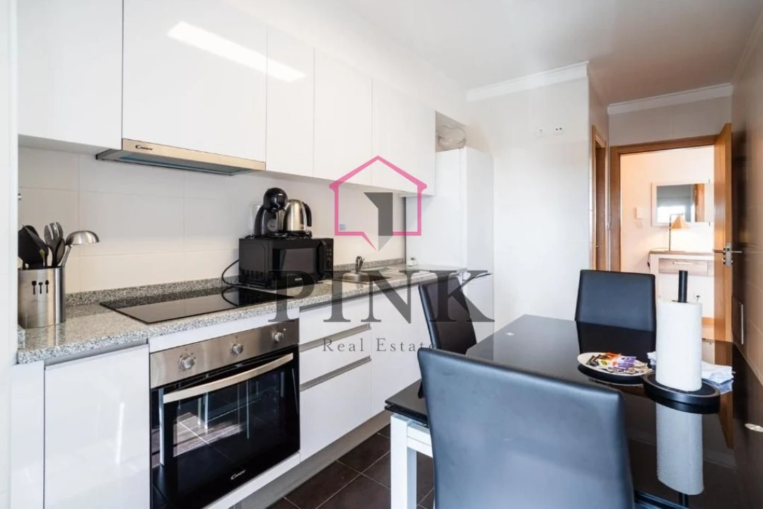 Apartamento T2 para Venda em Caniço Foto 23