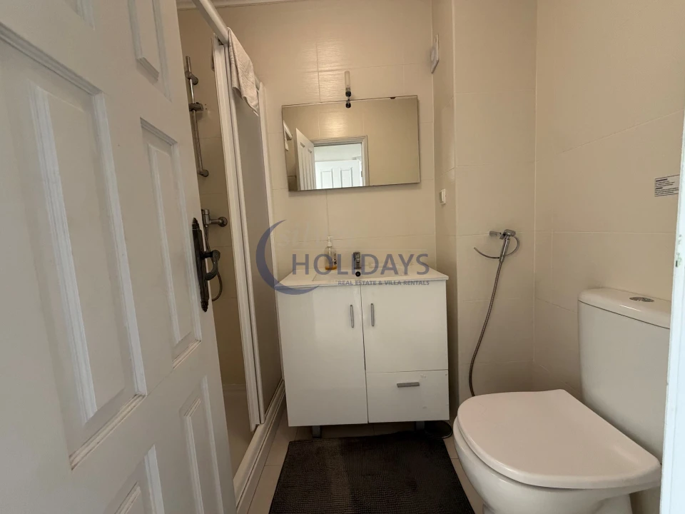 Apartamento T2 para Venda em Quarteira Foto 11