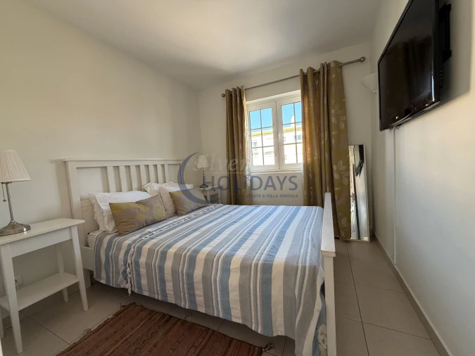 Apartamento T2 para Venda em Quarteira Foto 9