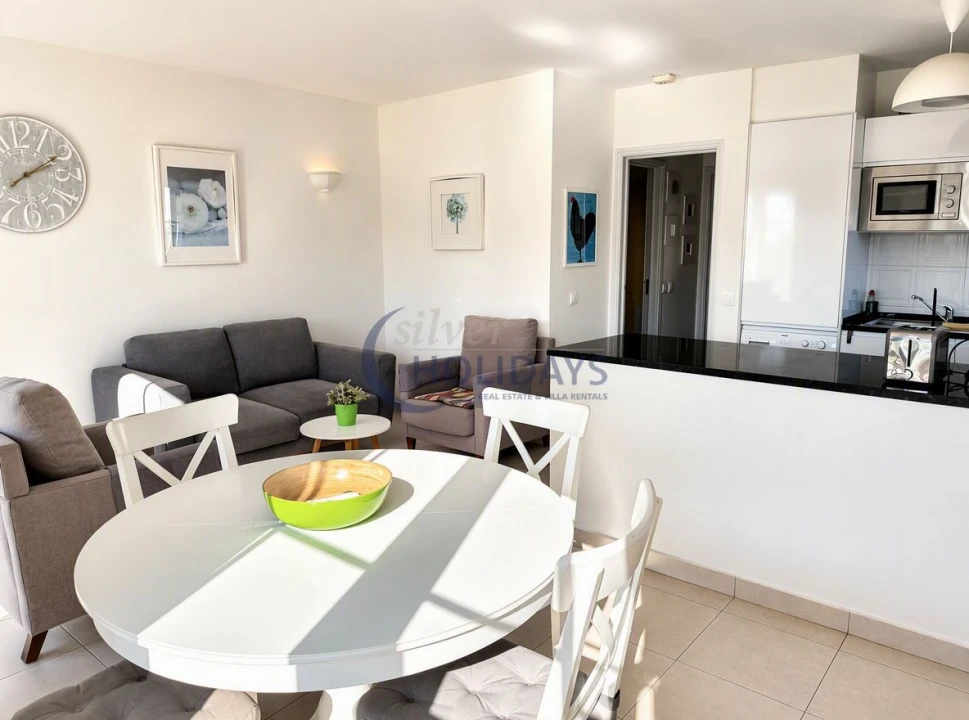 Apartamento T2 para Venda em Quarteira Foto 7