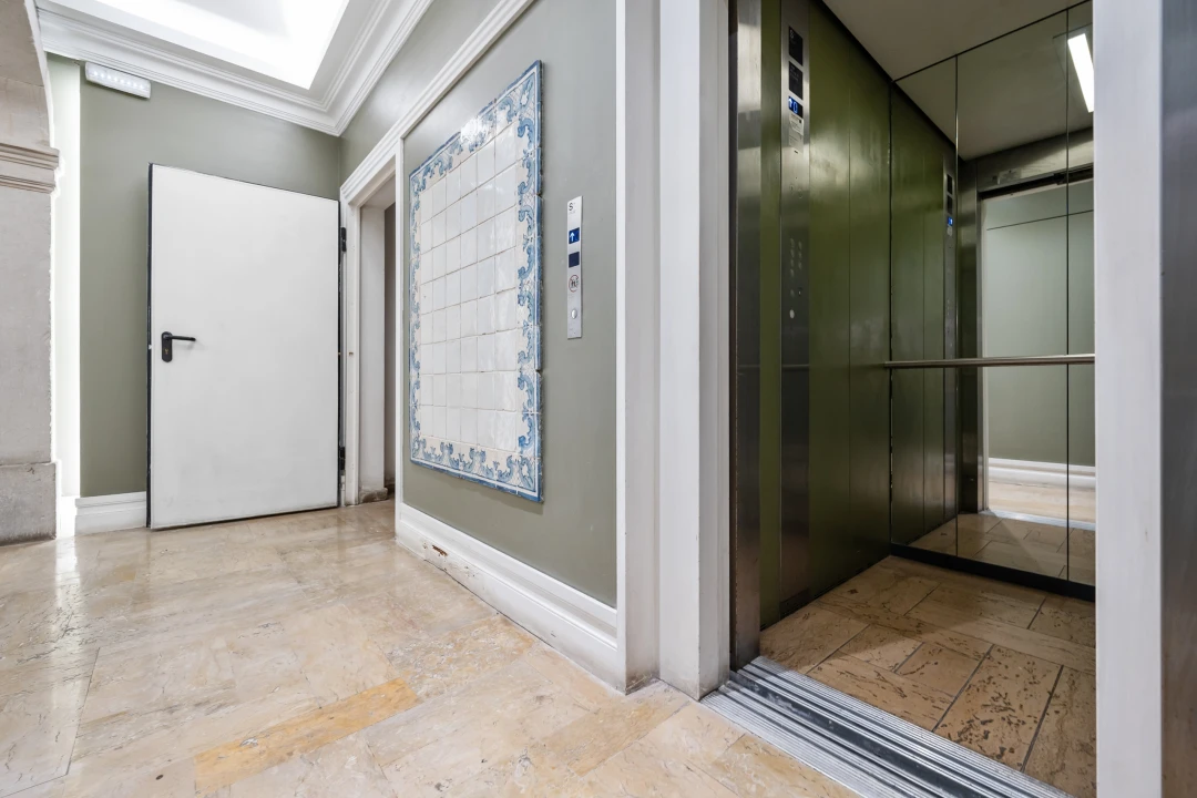 Apartamento T1 para Venda em Santa Maria Maior Foto 27