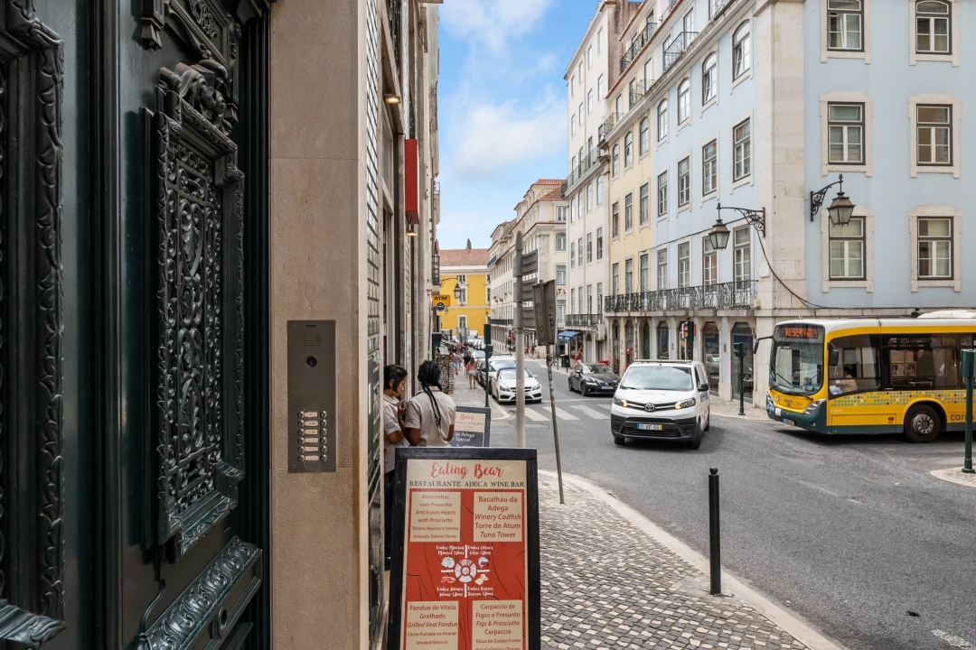Apartamento T1 para Venda em Santa Maria Maior Foto 32