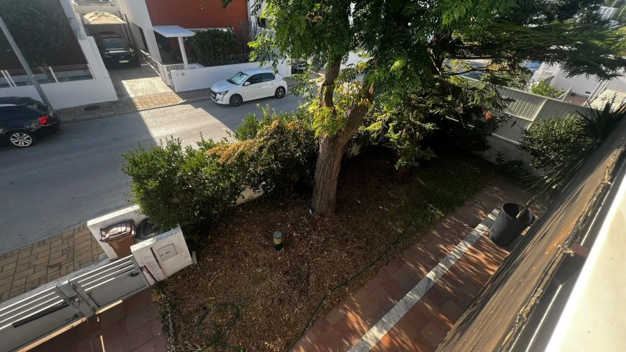 Moradia T4 para Venda em Alhos Vedros Foto 5