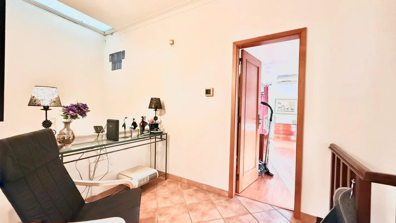 Moradia T4 para Venda em Alhos Vedros Foto 27