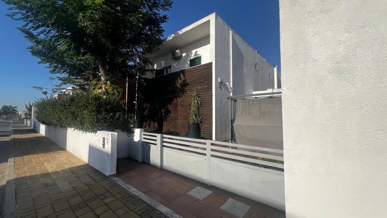 Moradia T4 para Venda em Alhos Vedros Foto 1