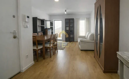 Apartamento T1 para Venda em Alhandra, São João dos Montes e Calhandriz