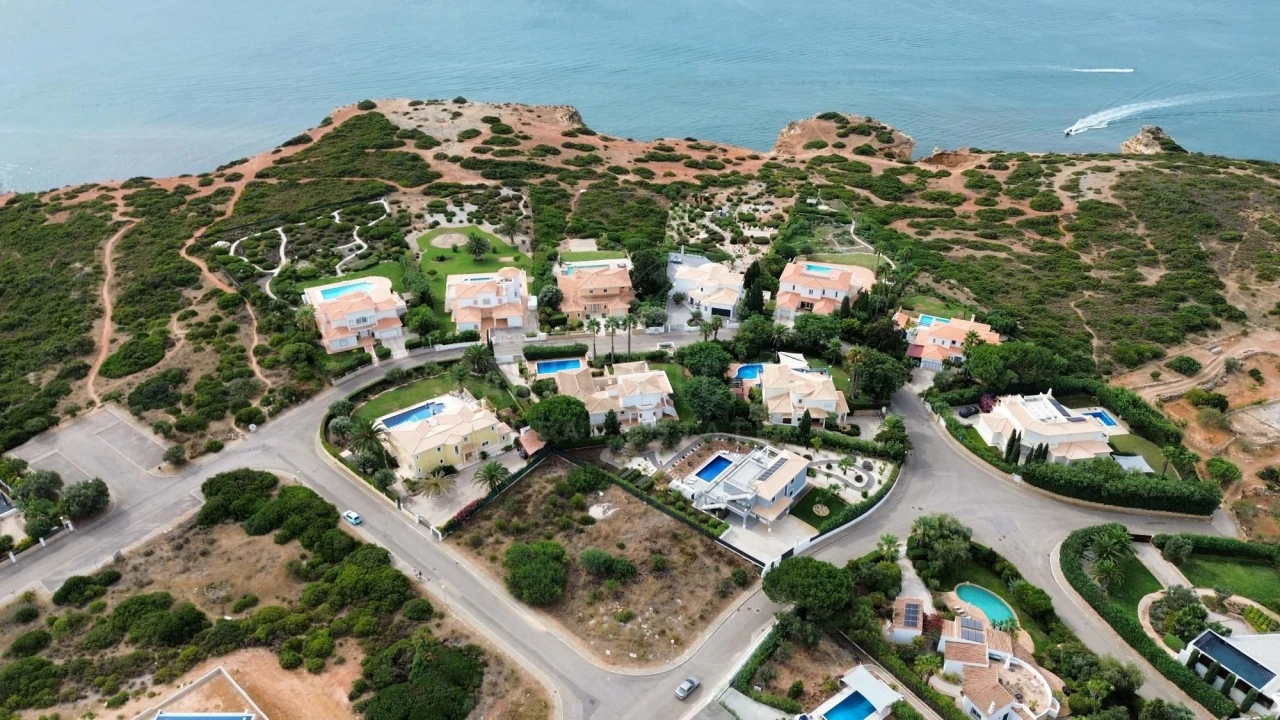 Terreno para Venda em Lagoa e Carvoeiro Foto 24