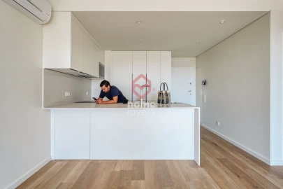 Apartamento T3 para Venda em Algés, Linda-A-Velha e Cruz Quebrada-Dafundo