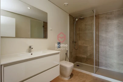 Apartamento T3 para Venda em Algés, Linda-A-Velha e Cruz Quebrada-Dafundo