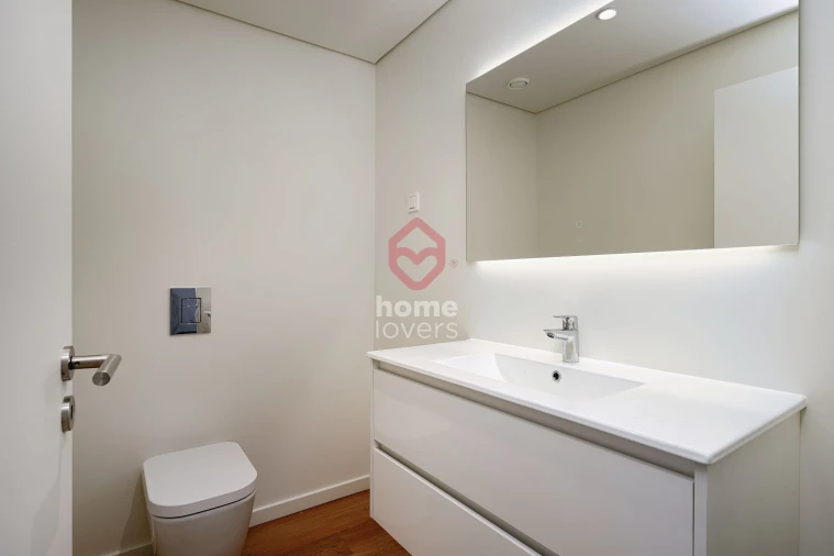 Apartamento T3 para Venda em Algés, Linda-A-Velha e Cruz Quebrada-Dafundo Foto 28