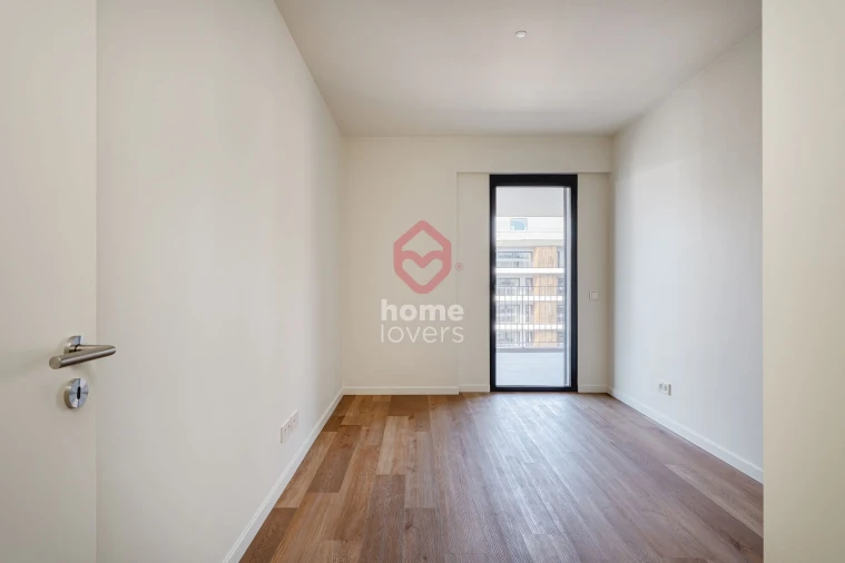 Apartamento T3 para Venda em Algés, Linda-A-Velha e Cruz Quebrada-Dafundo Foto 8
