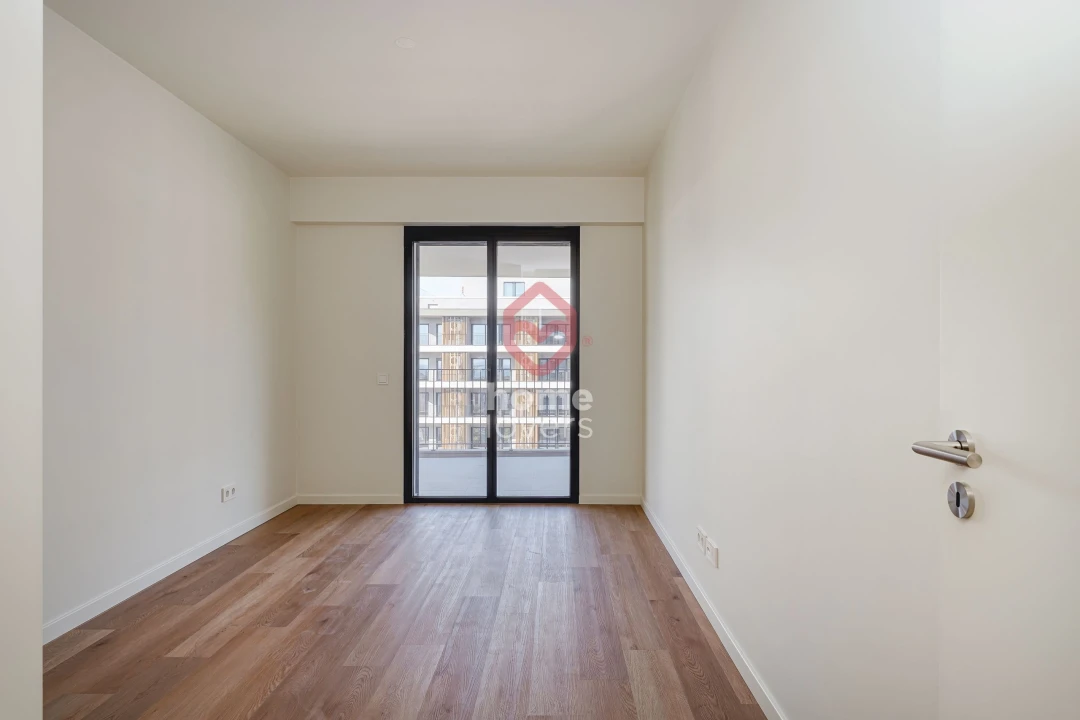 Apartamento T3 para Venda em Algés, Linda-A-Velha e Cruz Quebrada-Dafundo Foto 10