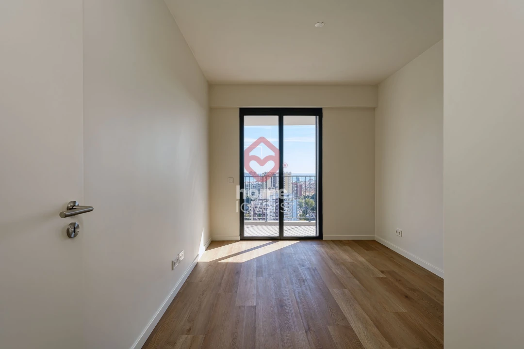 Apartamento T3 para Venda em Algés, Linda-A-Velha e Cruz Quebrada-Dafundo Foto 24