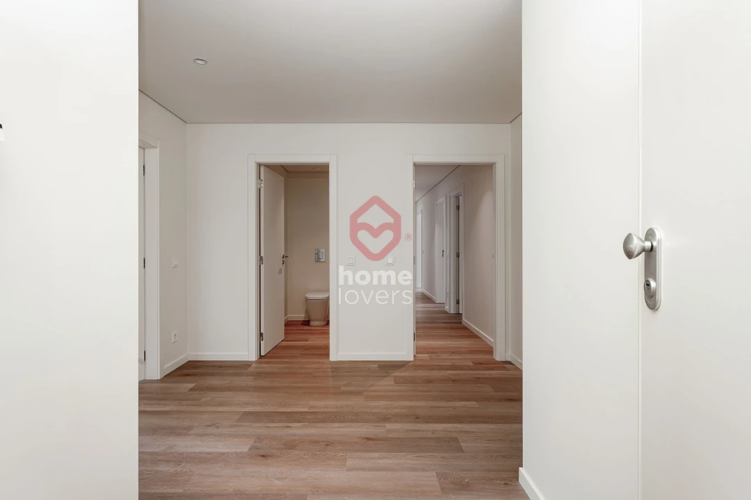 Apartamento T3 para Venda em Algés, Linda-A-Velha e Cruz Quebrada-Dafundo Foto 26