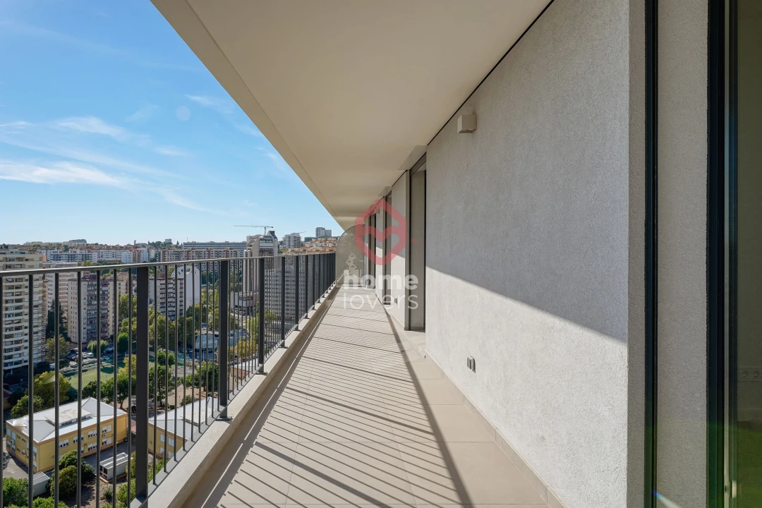 Apartamento T4 para Venda em Algés, Linda-A-Velha e Cruz Quebrada-Dafundo Foto 2