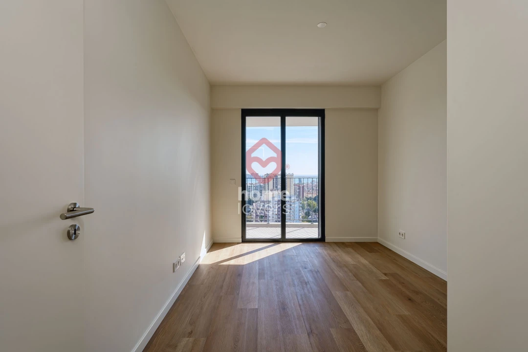 Apartamento T4 para Venda em Algés, Linda-A-Velha e Cruz Quebrada-Dafundo Foto 24