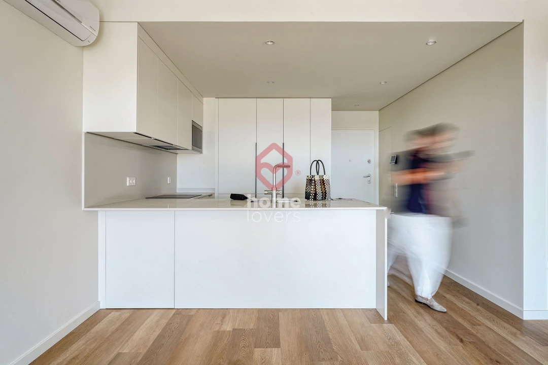 Apartamento T4 para Venda em Algés, Linda-A-Velha e Cruz Quebrada-Dafundo Foto 7
