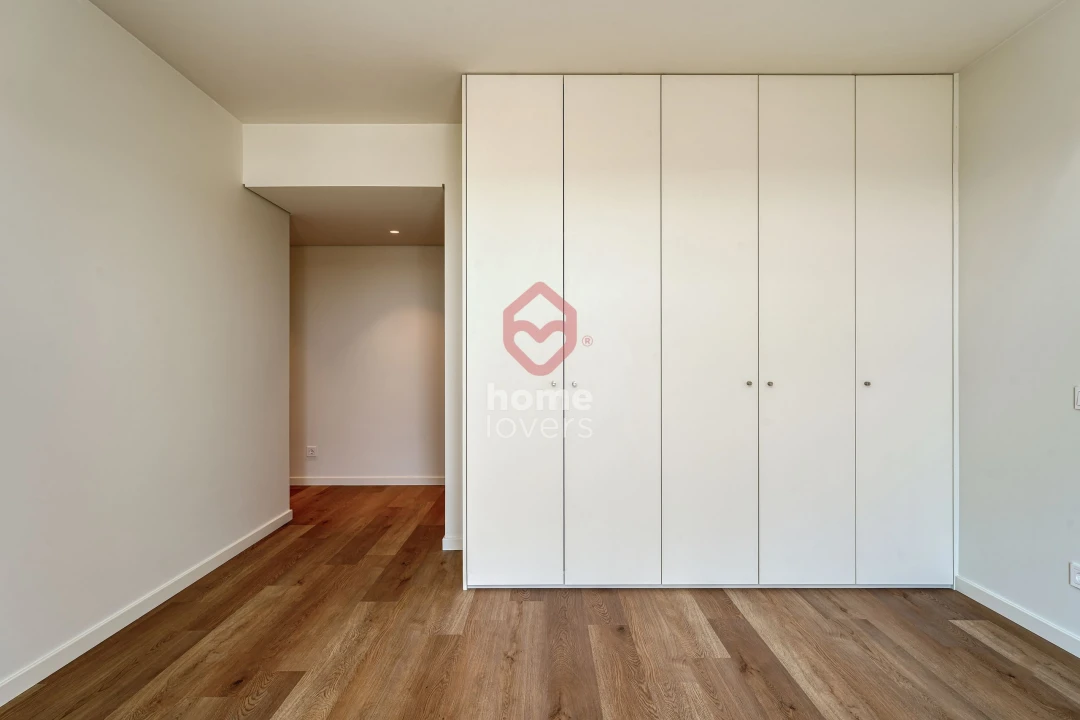 Apartamento T4 para Venda em Algés, Linda-A-Velha e Cruz Quebrada-Dafundo Foto 15