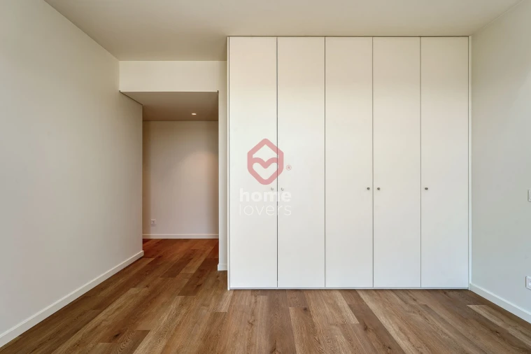 Apartamento T4 para Venda em Algés, Linda-A-Velha e Cruz Quebrada-Dafundo Foto 15