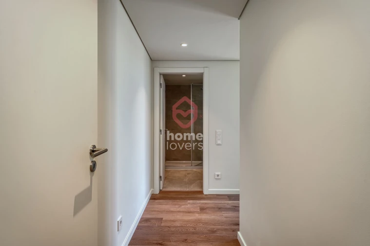 Apartamento T4 para Venda em Algés, Linda-A-Velha e Cruz Quebrada-Dafundo Foto 18