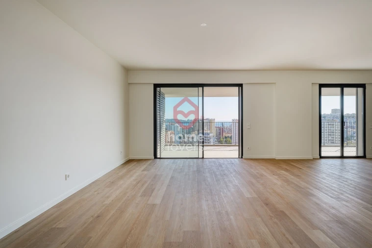 Apartamento T4 para Venda em Algés, Linda-A-Velha e Cruz Quebrada-Dafundo Foto 5
