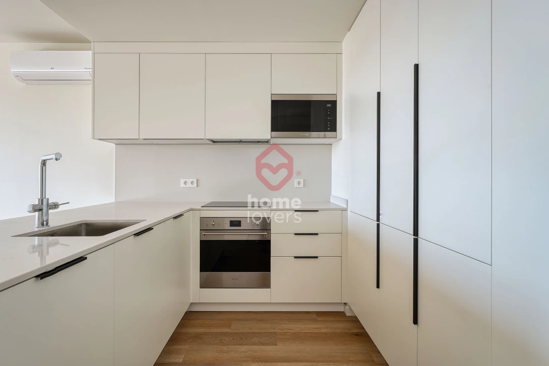 Apartamento T4 para Venda em Algés, Linda-A-Velha e Cruz Quebrada-Dafundo Foto 10