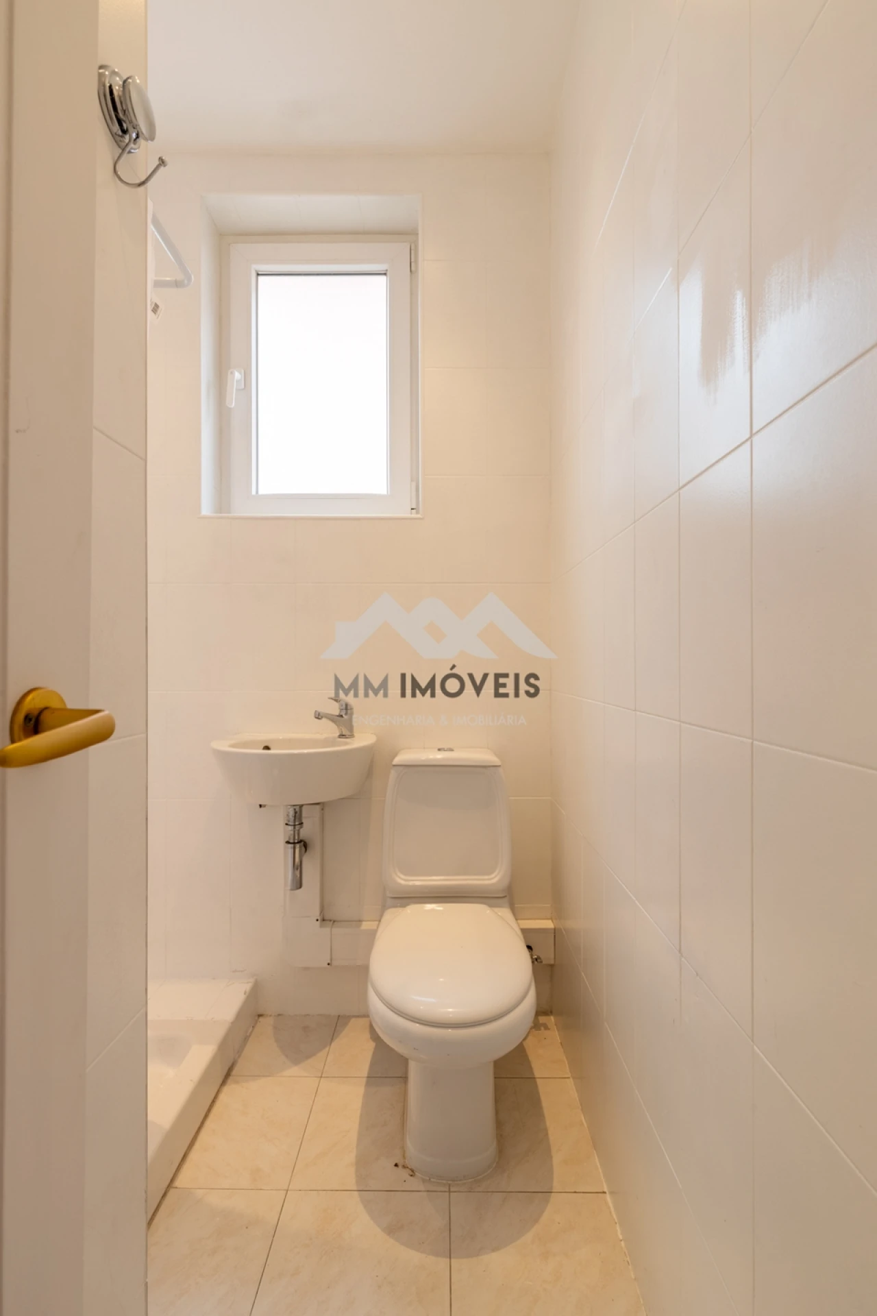 Apartamento T4 para Arrendamento em Aldoar, Foz do Douro e Nevogilde Foto 24