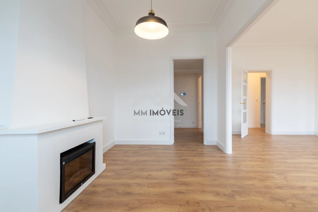 Apartamento T4 para Arrendamento em Aldoar, Foz do Douro e Nevogilde Foto 9
