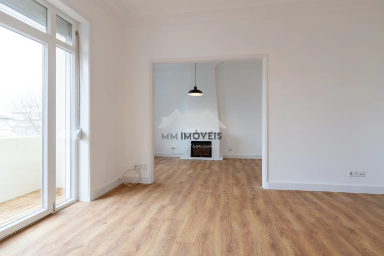 Apartamento T4 para Arrendamento em Aldoar, Foz do Douro e Nevogilde Foto 5