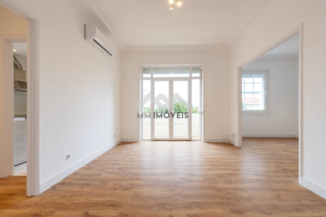 Apartamento T4 para Arrendamento em Aldoar, Foz do Douro e Nevogilde Foto 3