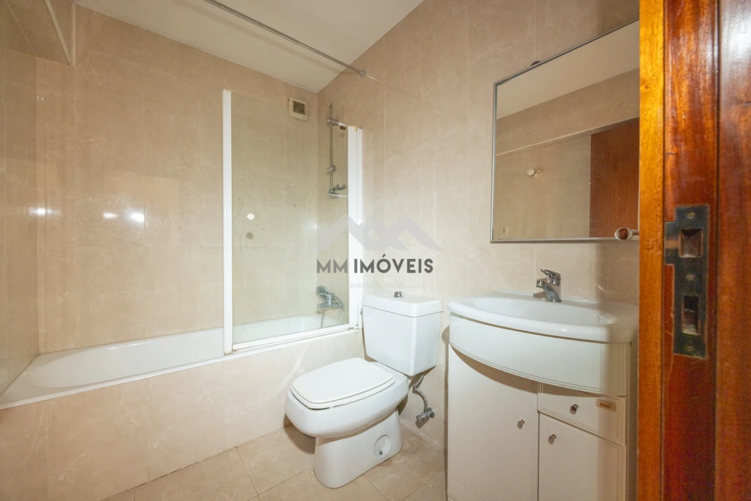 Apartamento T3 para Venda em Paranhos Foto 9