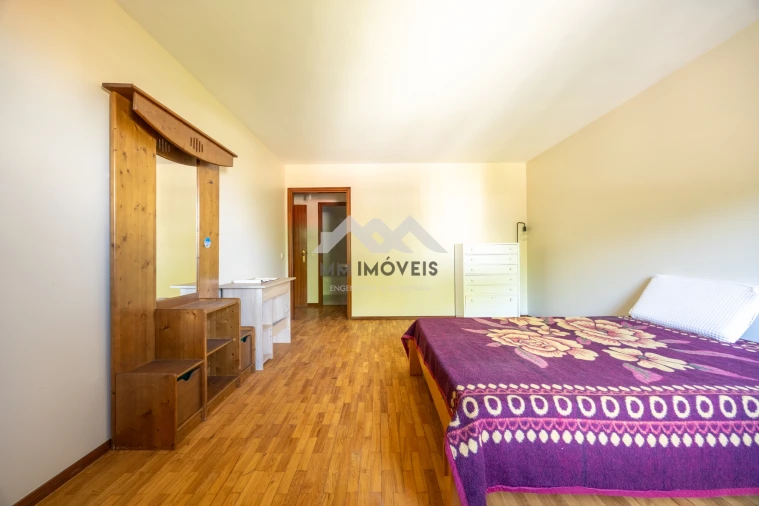 Apartamento T3 para Venda em Paranhos Foto 27