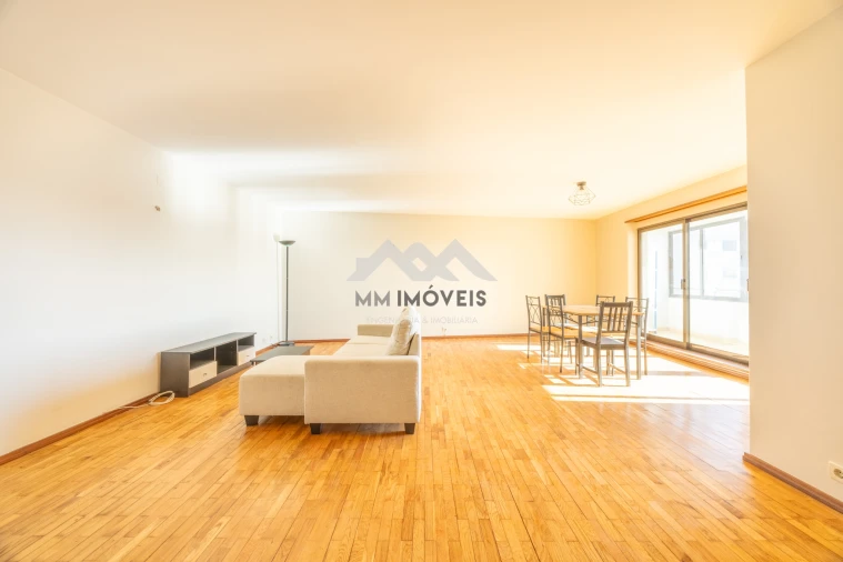 Apartamento T3 para Venda em Paranhos Foto 32