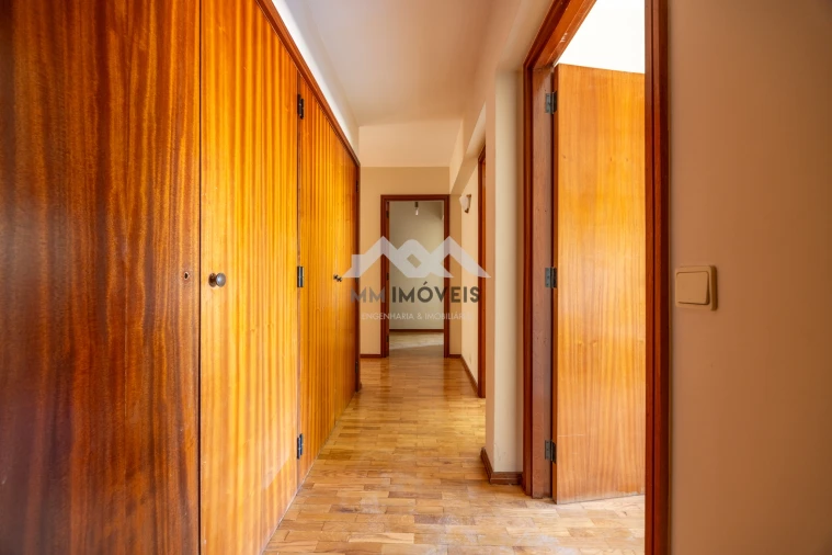 Apartamento T3 para Venda em Paranhos Foto 11