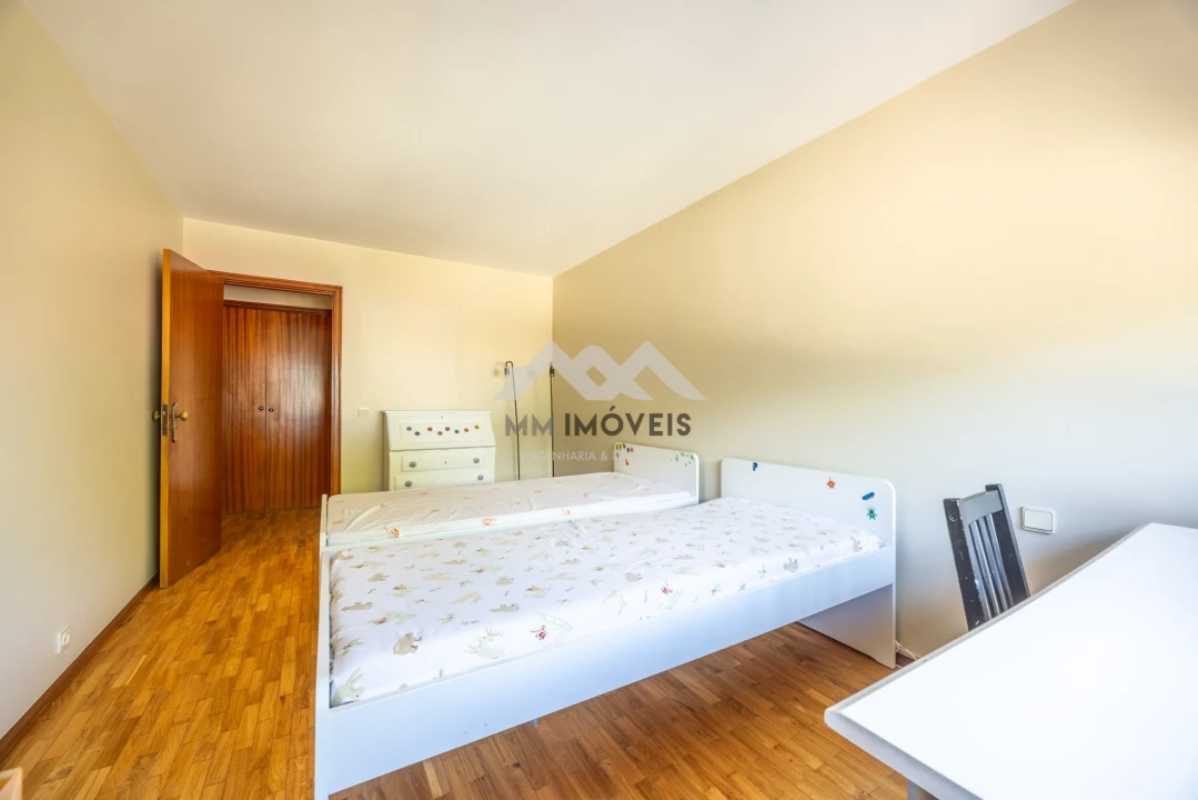 Apartamento T3 para Venda em Paranhos Foto 10