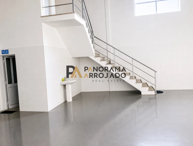 Negócio para Venda em Seixal, Arrentela e Aldeia de Paio Pires Foto 32