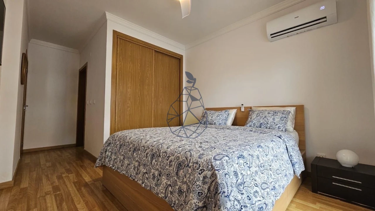 Apartamento T2 para Venda em Portimão Foto 7