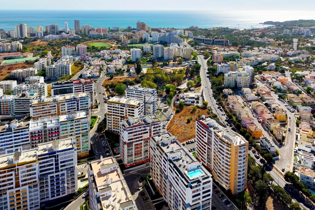 Apartamento T2 para Venda em Portimão Foto 44