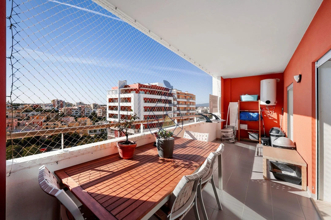 Apartamento T2 para Venda em Portimão Foto 21