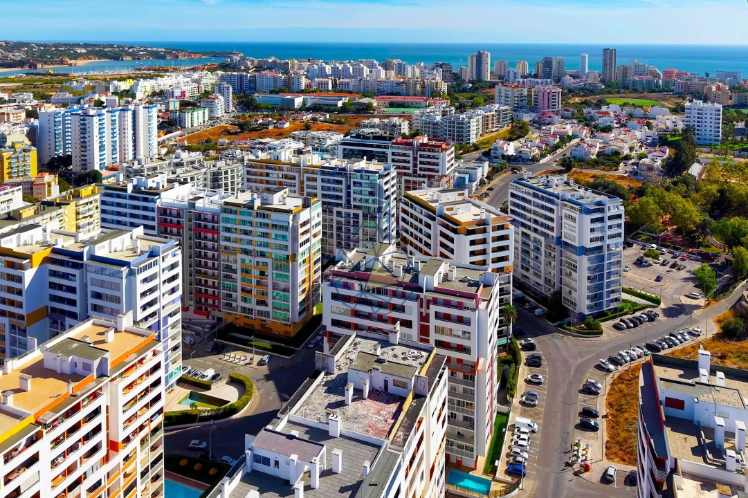 Apartamento T2 para Venda em Portimão Foto 40