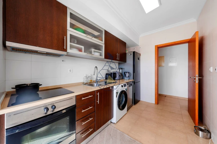 Apartamento T2 para Venda em Portimão Foto 3