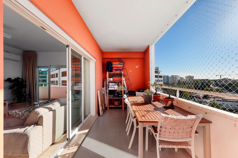 Apartamento T2 para Venda em Portimão Foto 24