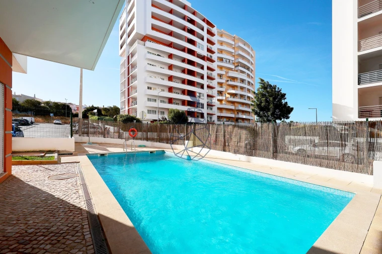 Apartamento T2 para Venda em Portimão Foto 36