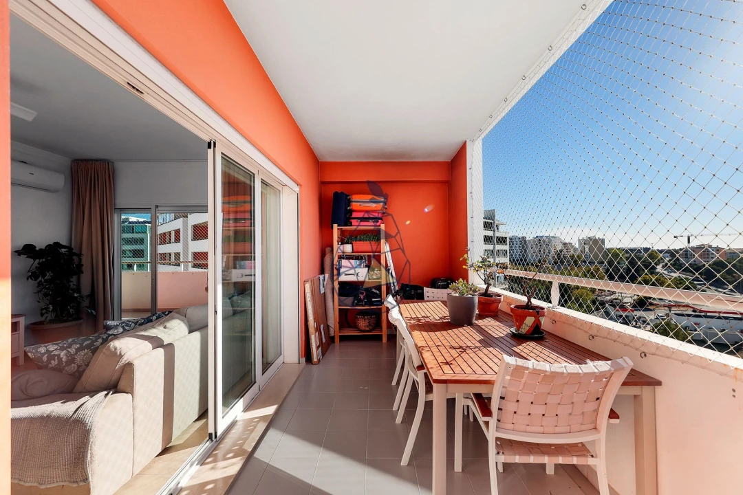 Apartamento T2 para Venda em Portimão Foto 24