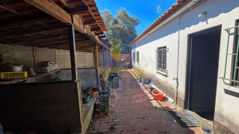 Moradia T4 para Venda em Monte Real e Carvide